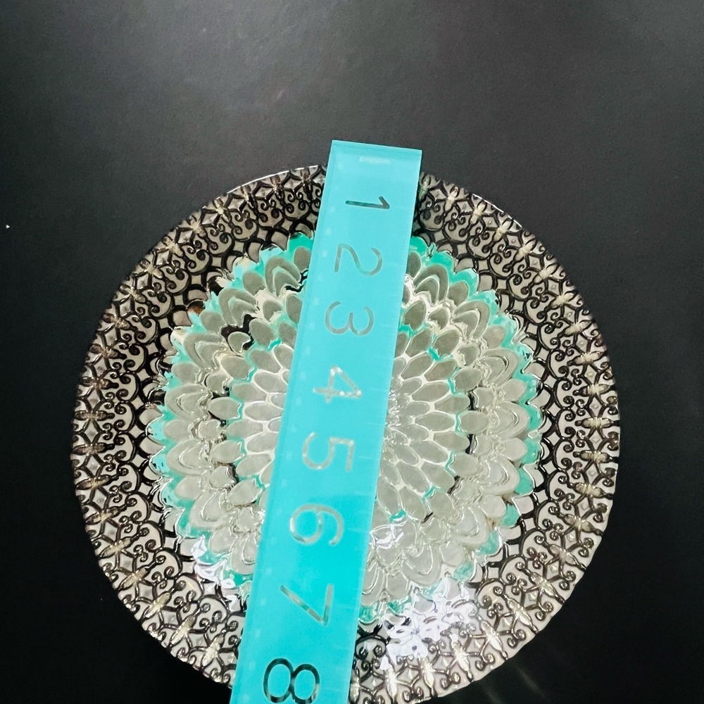 Decorative silver tone metallic bowl - Picture 5 of 12